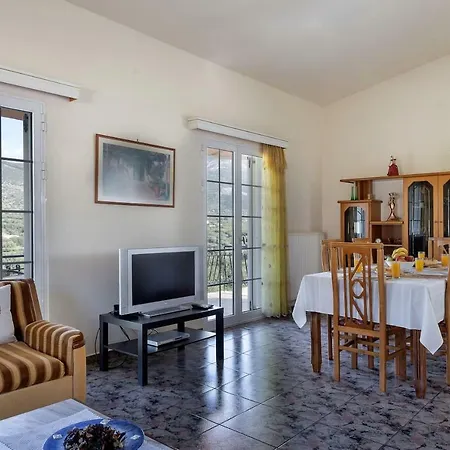Melanthi Castle View Holiday Tatil Evi