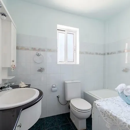 Tatil Evi Melanthi Castle View Holiday Kefalonia Island